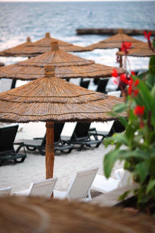 Grande Pettine Hotel Odesa Exterior photo